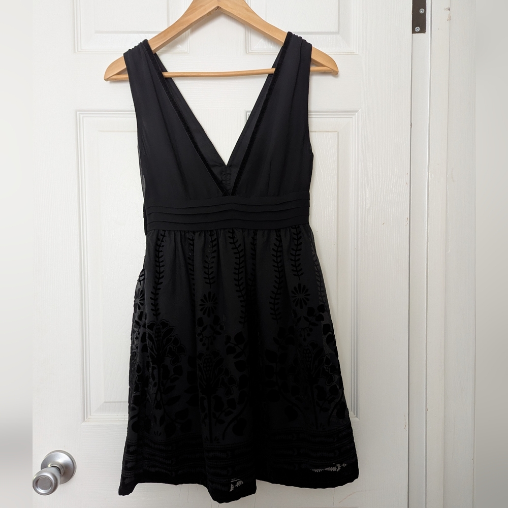 H&M Black Ruched Tiered Mini Dress V-Neck Sleeveless